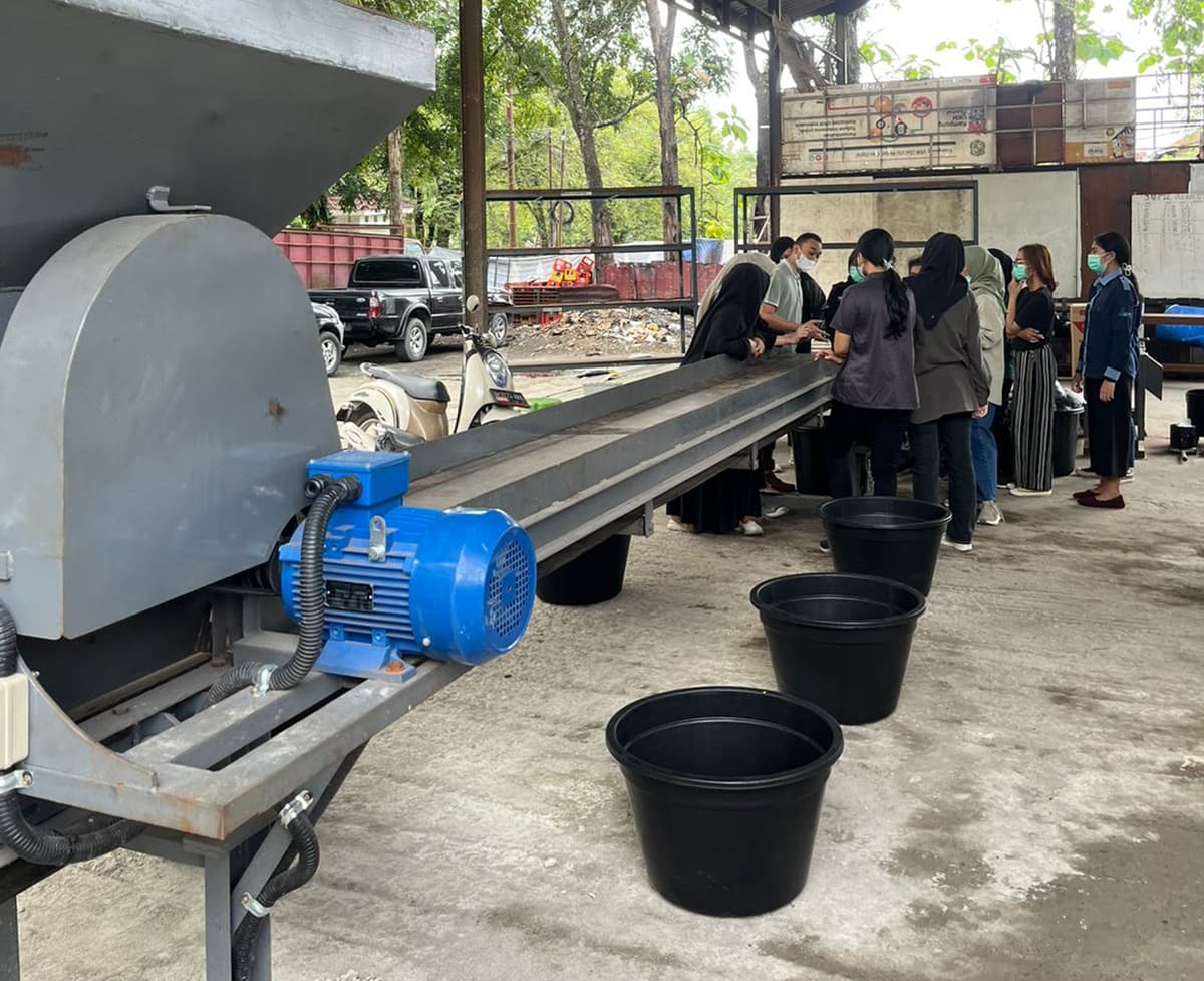 move_conveyor